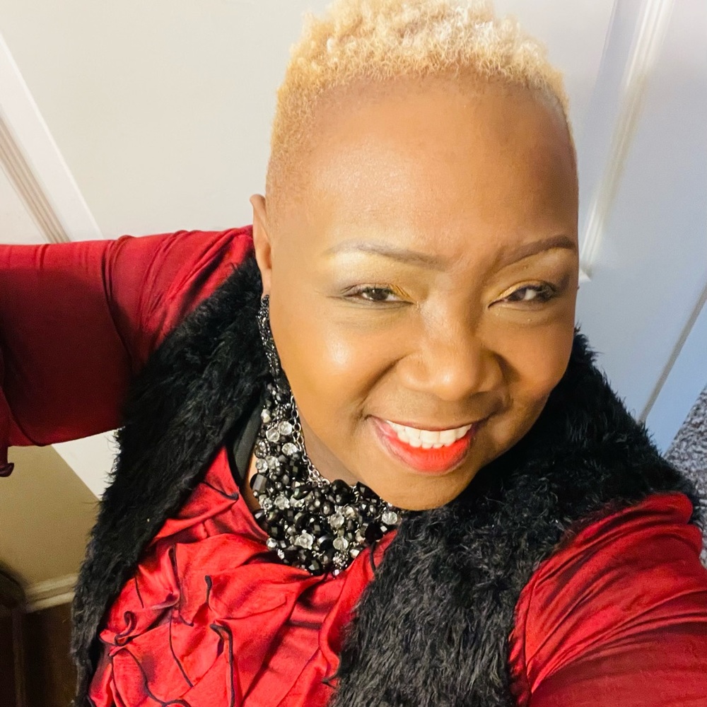 Meet your Posher, Carla
